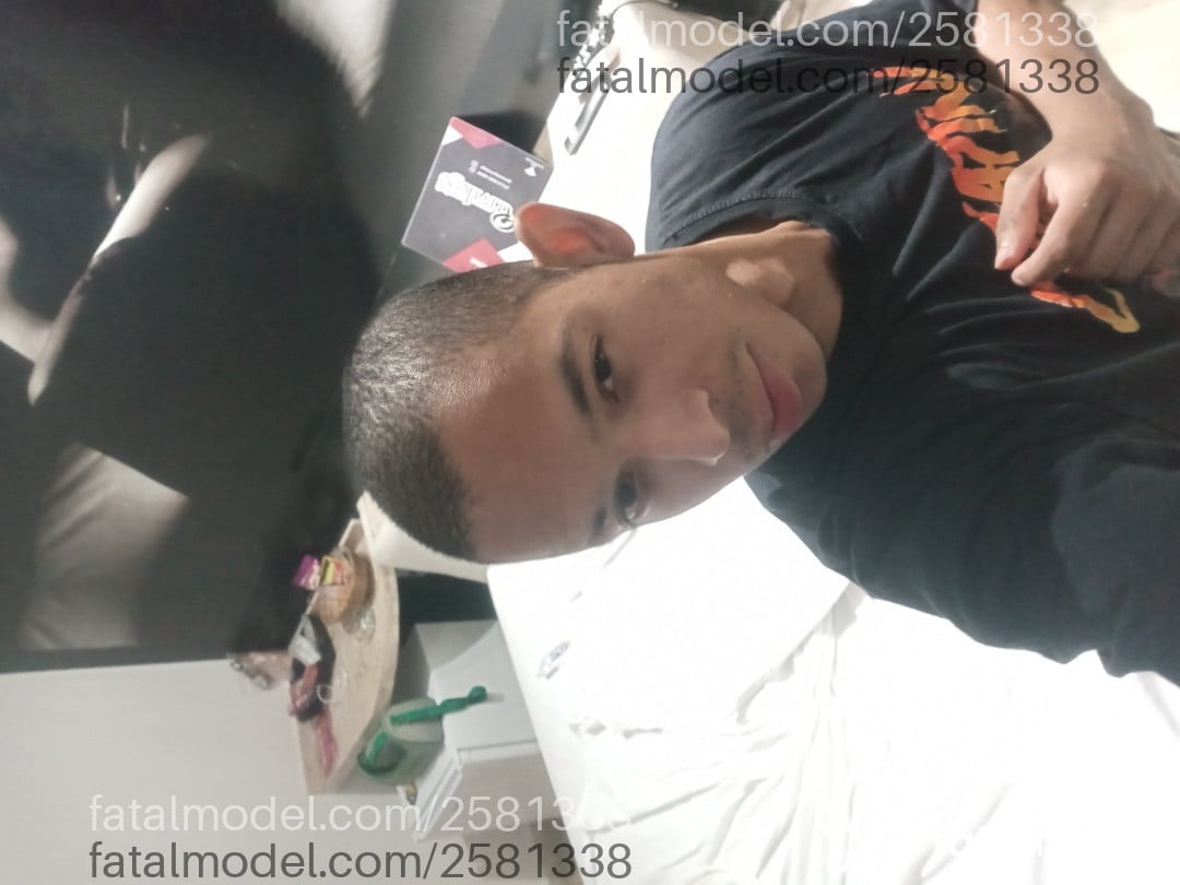 Acompanhante homem morena (o) de olhos castanhos em Jacobina - Bbzinho
