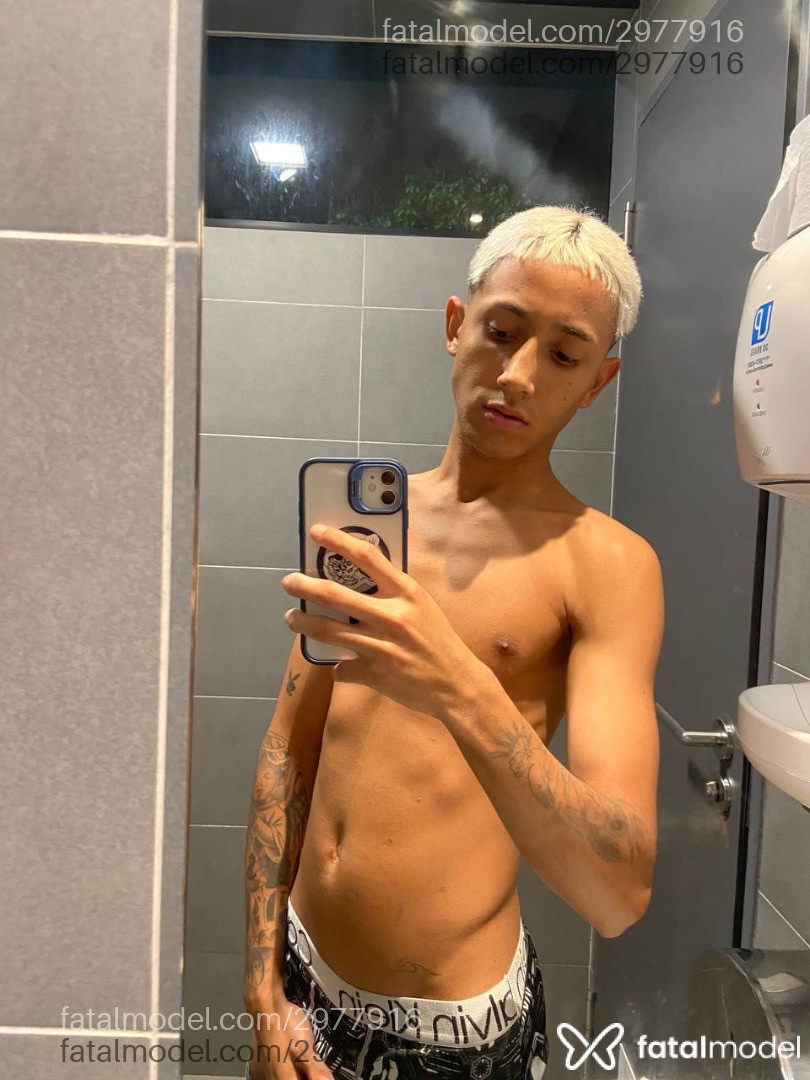 Acompanhante homem loira (o) de olhos castanhos em Virtual - Anderson Silva