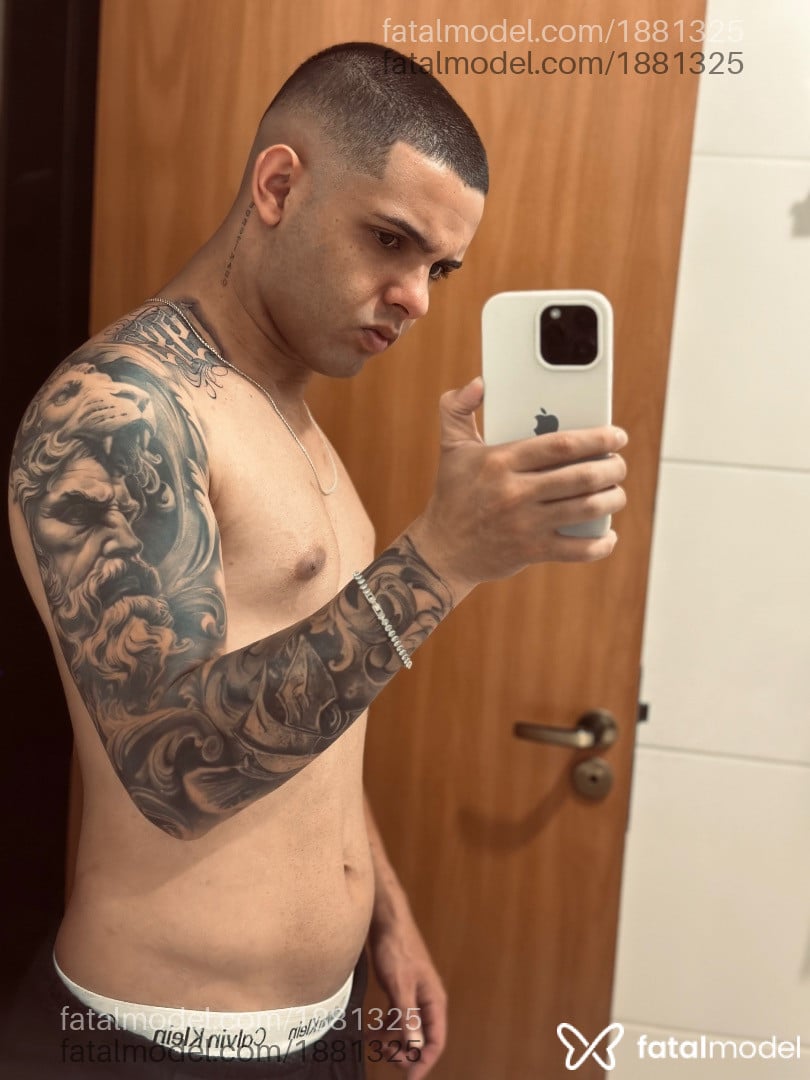 Acompanhante homem morena (o) de olhos pretos em Belo Horizonte Acompanhante homem morena (o) de olhos pretos em Belo Horizonte - Harry Aguiar