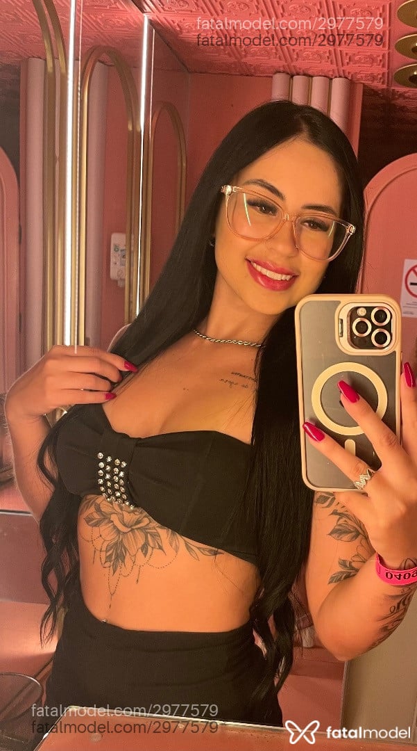 Acompanhante mulher com cabelo castanho de olhos castanhos em Jaraguá do Sul - Amanda