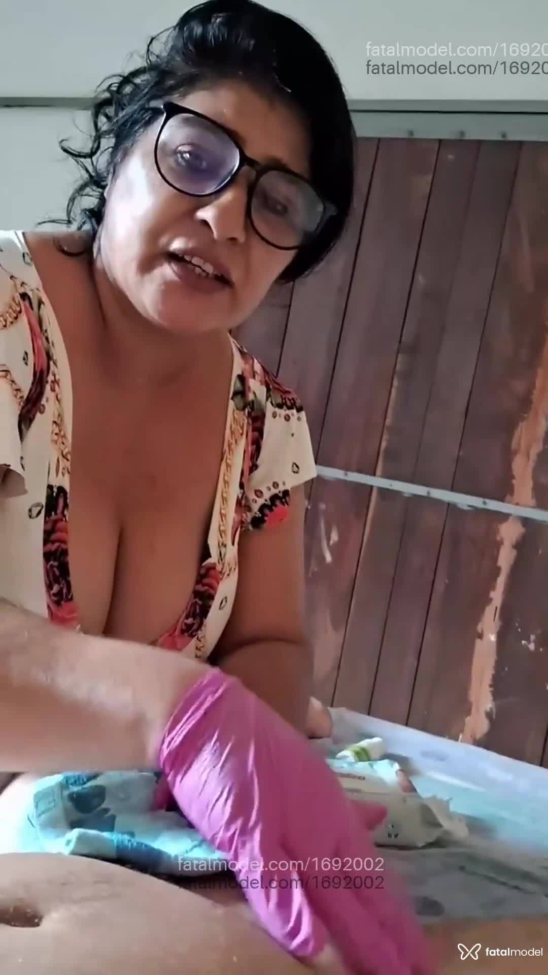 Acompanhante mulher morena (o) de olhos castanhos em Uberlândia - Samira