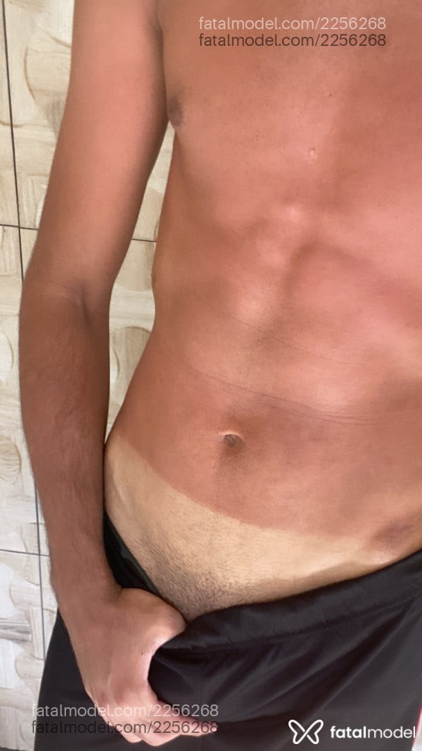 Acompanhante homem morena (o) de olhos pretos em Volta Redonda - Yuri Meireles