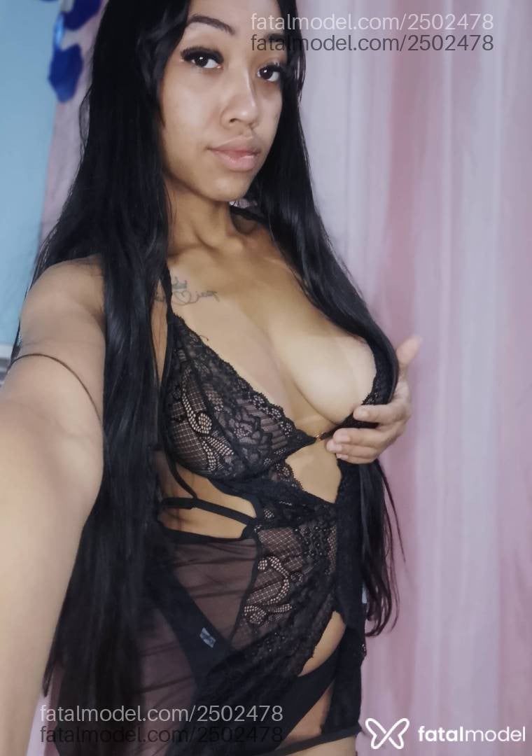 Acompanhante mulher morena (o) de olhos pretos - Alessandra