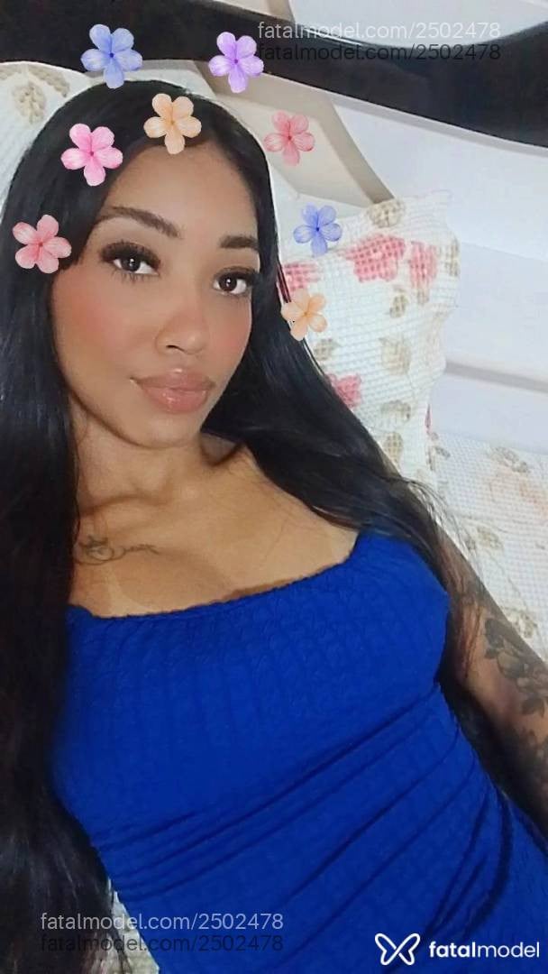 Acompanhante mulher morena (o) de olhos pretos - Alessandra