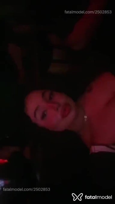 Acompanhante mulher morena (o) de olhos mel em Uberlândia - Aurora