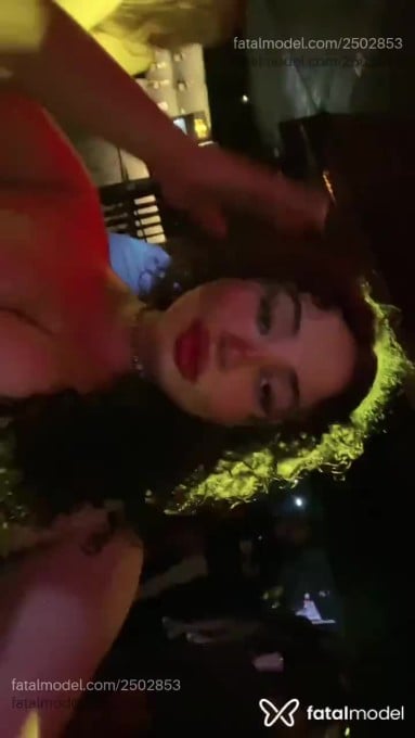 Acompanhante mulher morena (o) de olhos mel em Uberlândia - Aurora