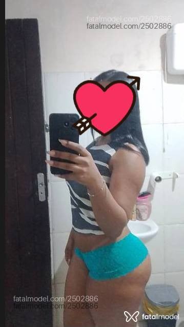 Acompanhante mulher morena (o) de olhos pretos - Babiii
