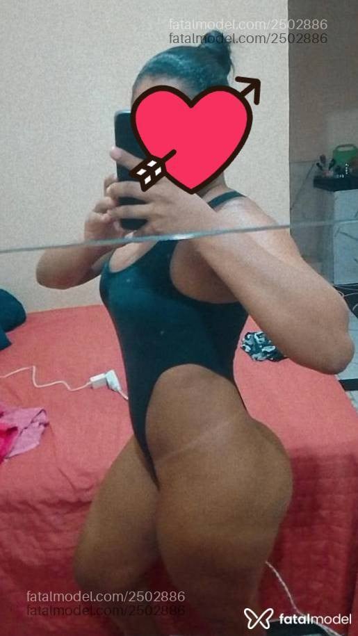Acompanhante mulher morena (o) de olhos pretos - Babiii