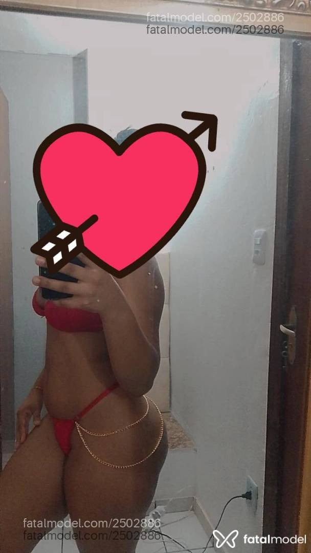 Acompanhante mulher morena (o) de olhos pretos - Babiii