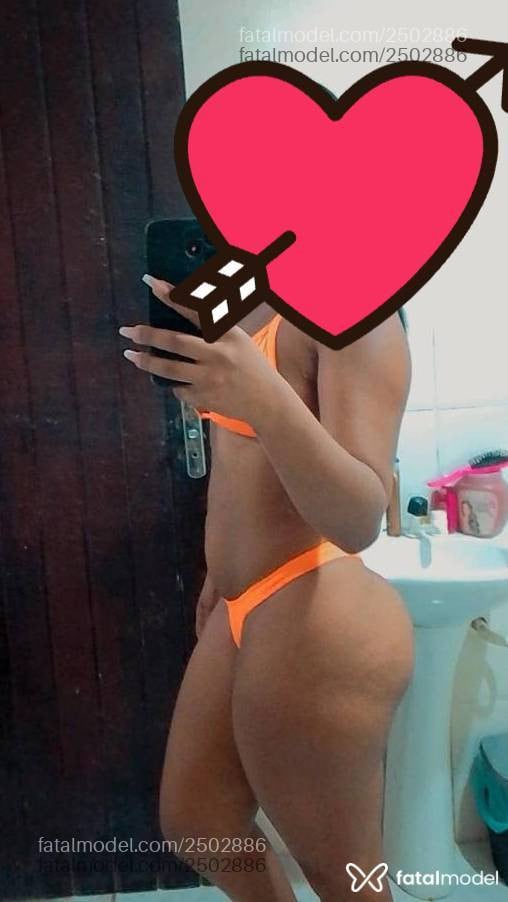 Acompanhante mulher morena (o) de olhos pretos - Babiii