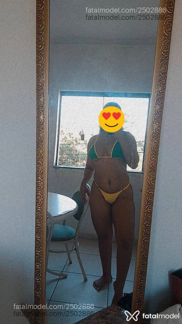 Acompanhante mulher morena (o) de olhos pretos - Babiii