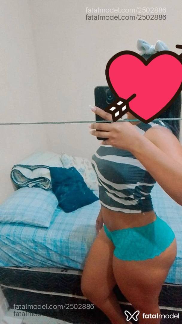 Acompanhante mulher morena (o) de olhos pretos - Babiii