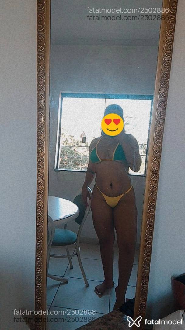 Acompanhante mulher morena (o) de olhos pretos - Babiii