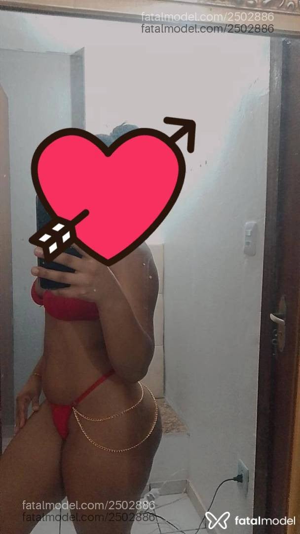 Acompanhante mulher morena (o) de olhos pretos - Babiii