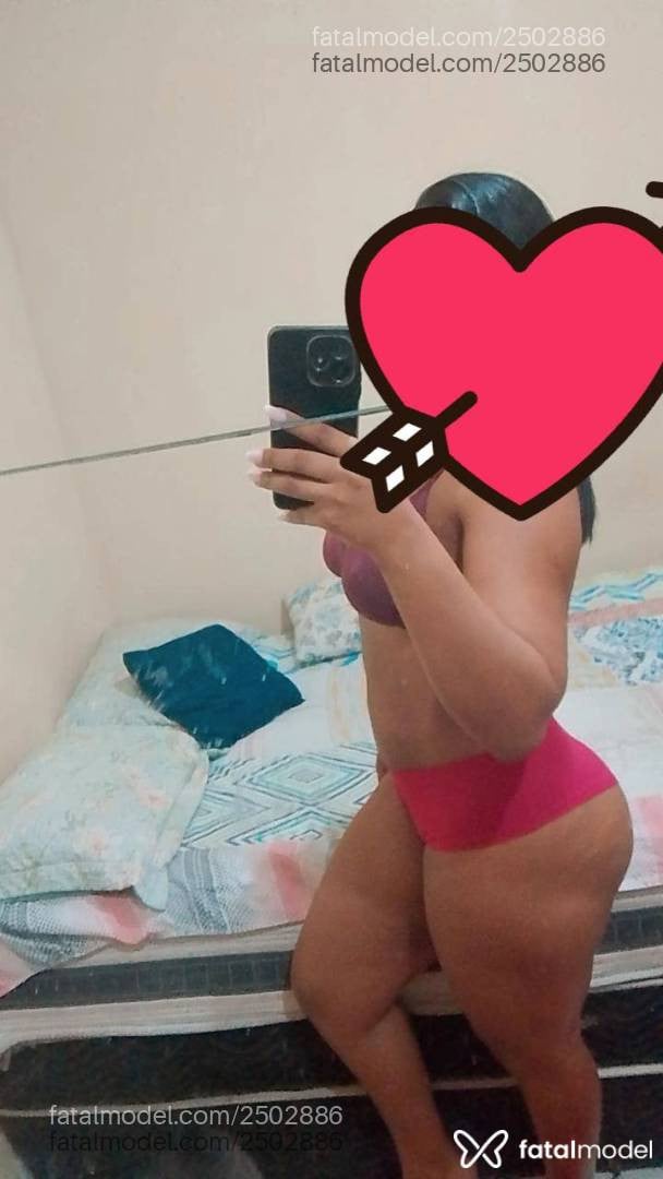 Acompanhante mulher morena (o) de olhos pretos - Babiii