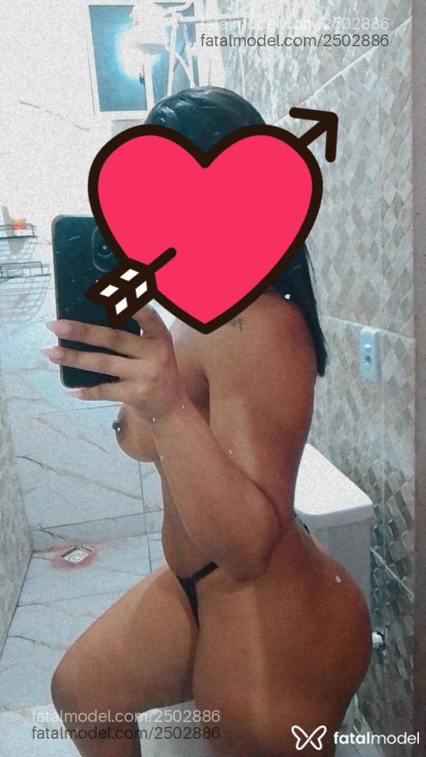 Acompanhante mulher morena (o) de olhos pretos - Babiii