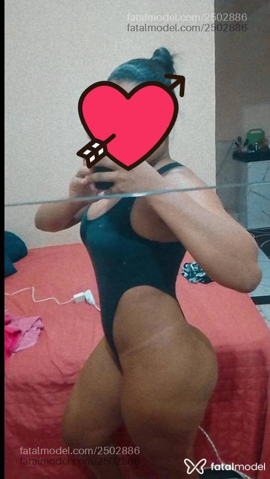 Acompanhante mulher morena (o) de olhos pretos - Babiii