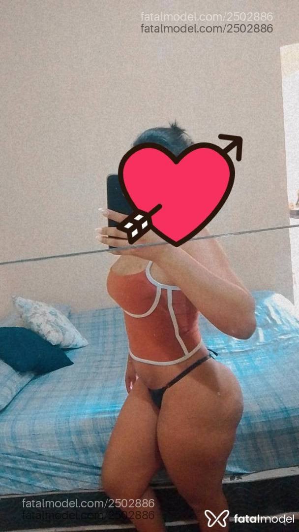 Acompanhante mulher morena (o) de olhos pretos - Babiii