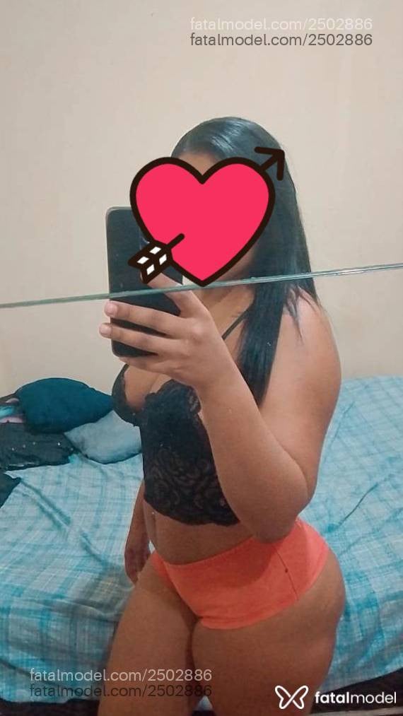 Acompanhante mulher morena (o) de olhos pretos - Babiii