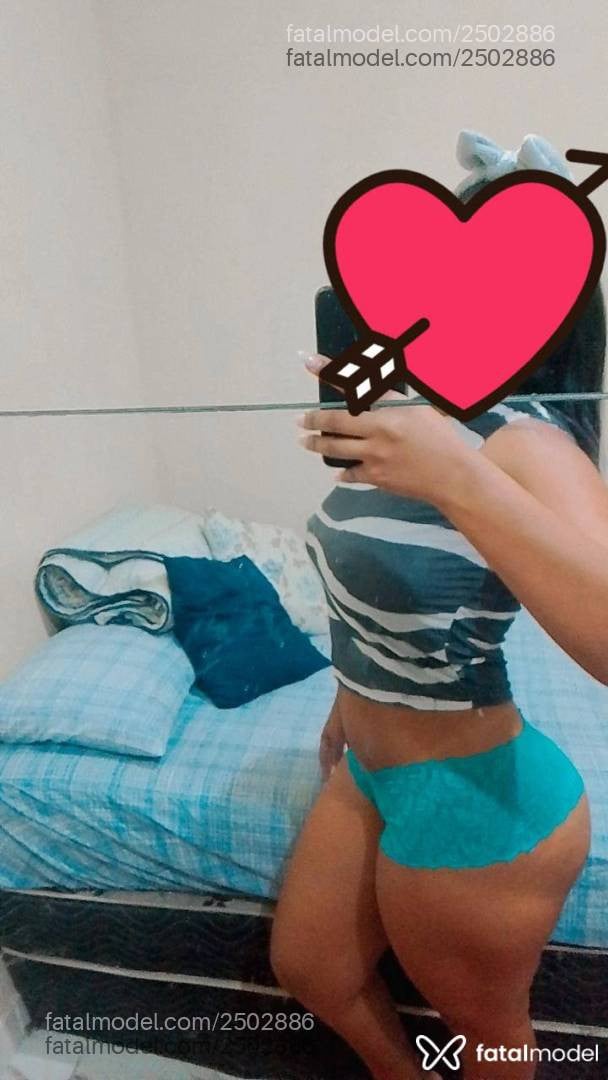 Acompanhante mulher morena (o) de olhos pretos - Babiii
