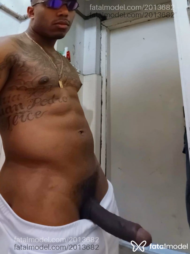 Acompanhante homem morena (o) de olhos castanhos em São Paulo Acompanhante homem morena (o) de olhos castanhos em São Paulo - David