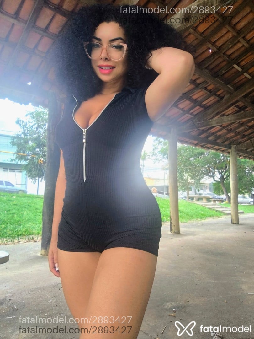 Acompanhante mulher morena (o) de olhos mel em Itapetininga Acompanhante mulher morena (o) de olhos mel em Itapetininga - Luana Cachiinhos