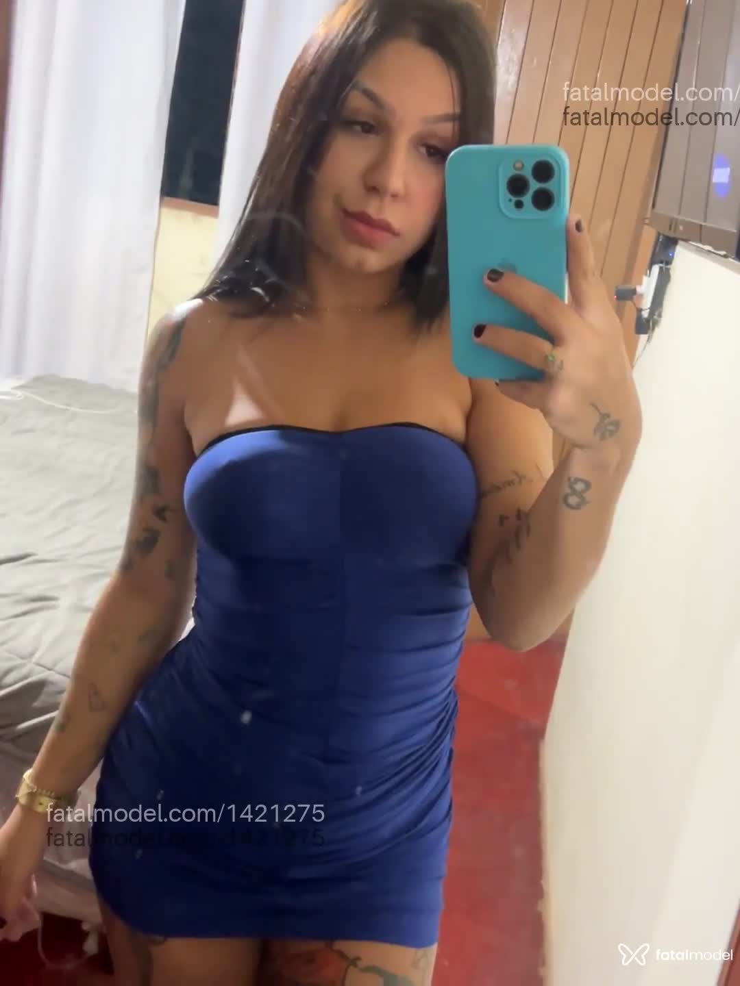 Acompanhante mulher morena (o) de olhos castanhos - Hilary Acompanhante mulher morena (o) de olhos castanhos - Hilary