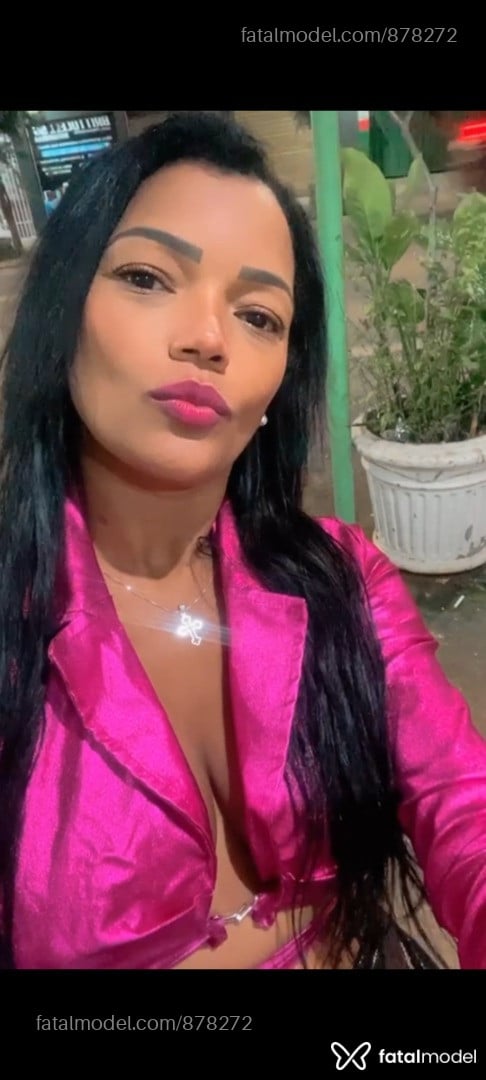 Acompanhante mulher morena (o) de olhos pretos - Monica oliveira Acompanhante mulher morena (o) de olhos pretos - Monica oliveira
