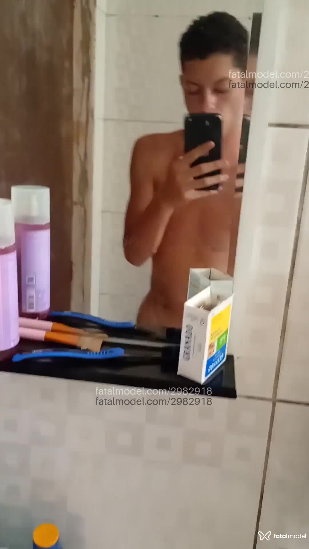 Acompanhante homem morena (o) de olhos castanhos em São Paulo - Bruninho