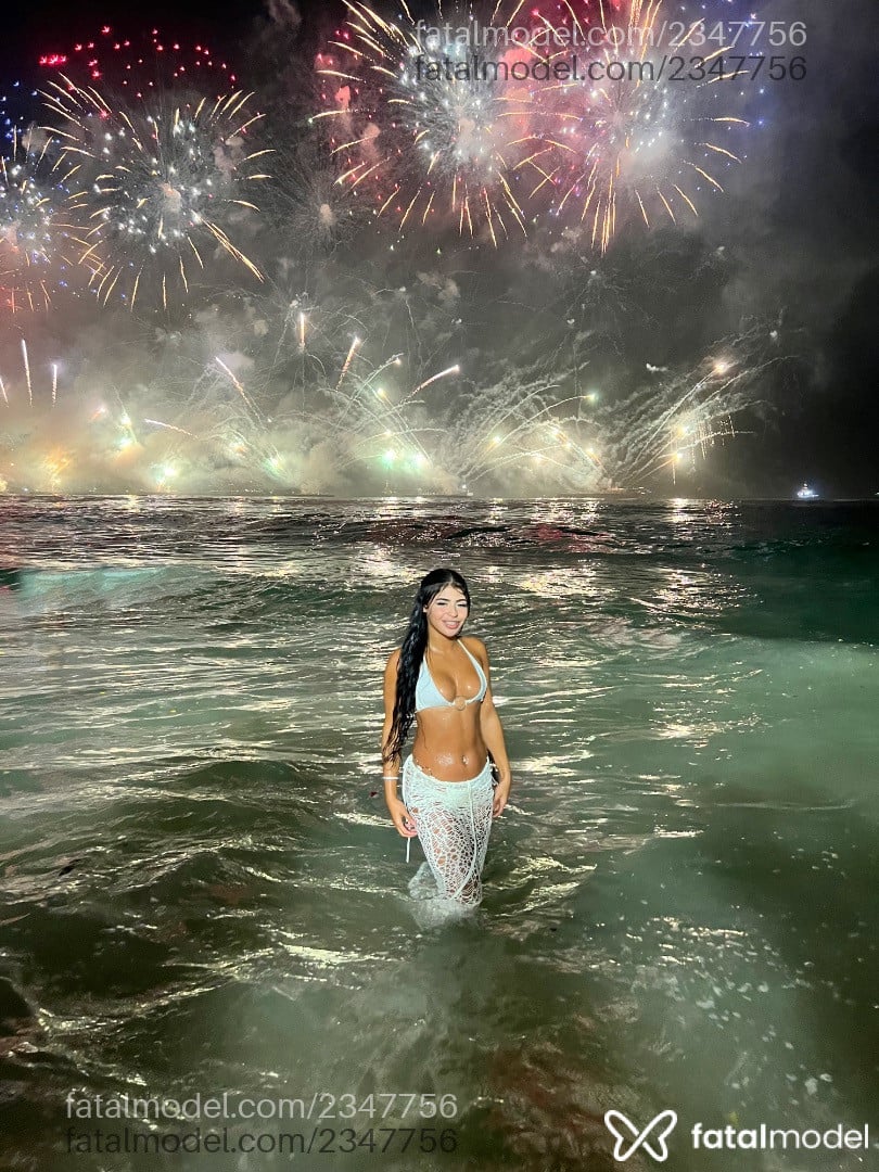 Acompanhante mulher morena (o) de olhos pretos em São Paulo - Annyx