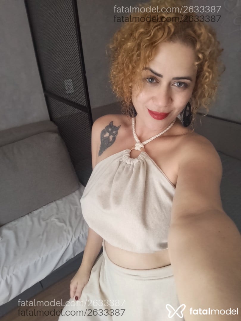 Acompanhante mulher ruiva (o) de olhos azuis - Serennamystic