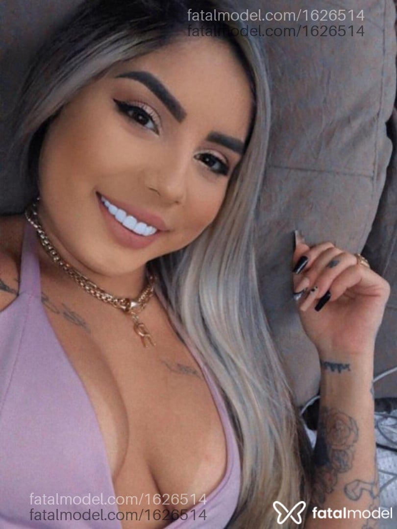 Acompanhante mulher loira (o) de olhos castanhos em Florianópolis - Sol