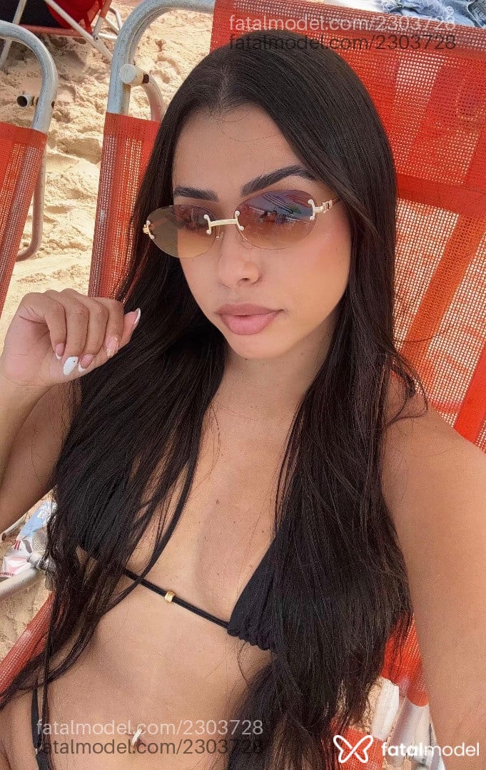 Acompanhante mulher morena (o) de olhos castanhos em Chapecó - Bruna