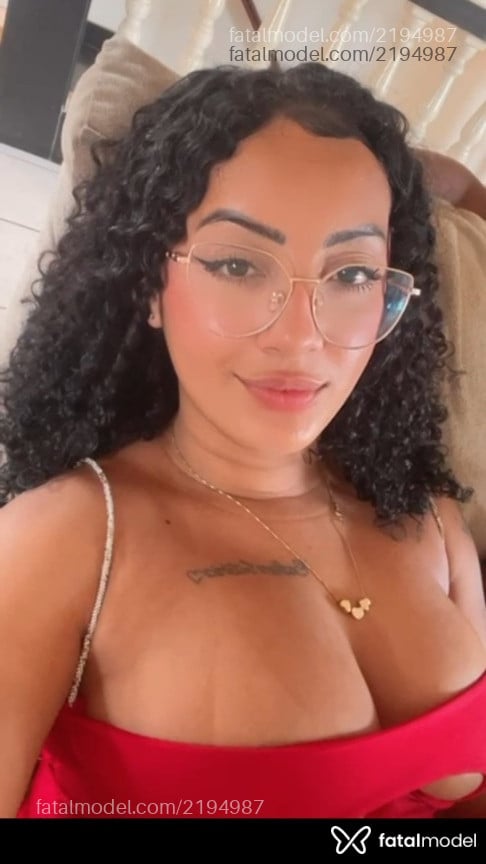 Acompanhante mulher morena (o) de olhos castanhos em Limeira - Rebecca Dias