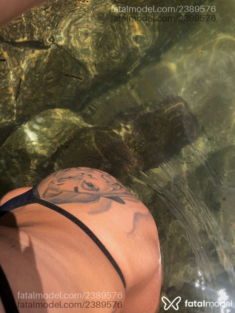 Acompanhante mulher trans morena (o) de olhos castanhos em Balneário Camboriú - Luara Isabelly