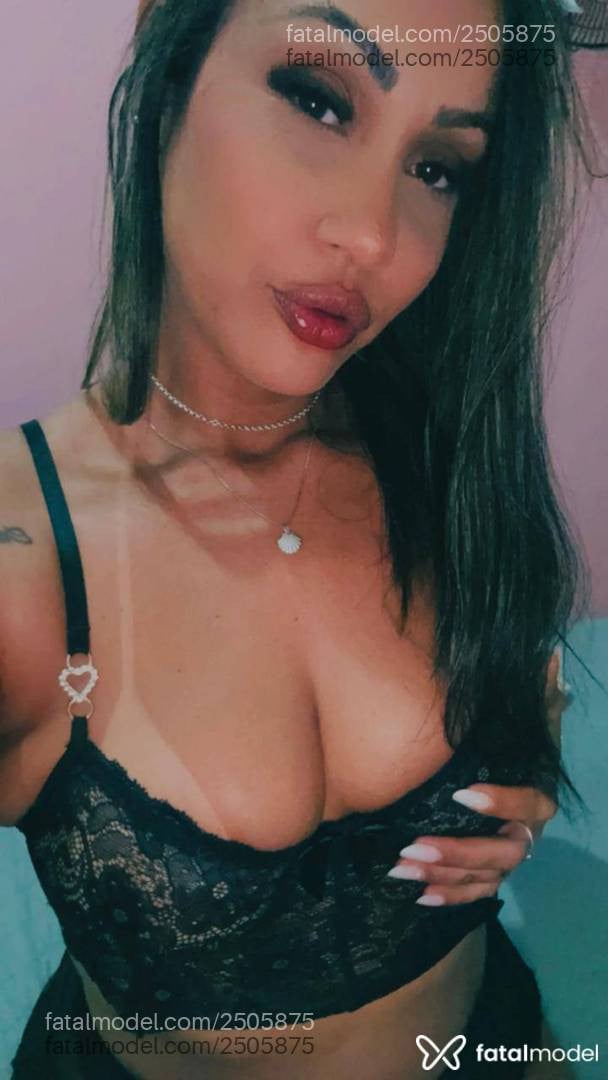 Acompanhante mulher com cabelo castanho de olhos castanhos - Isabela Sampaio