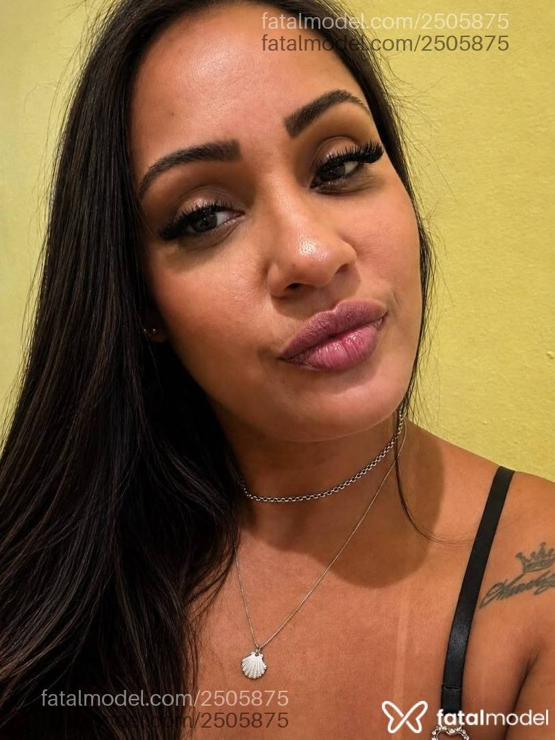 Acompanhante mulher com cabelo castanho de olhos castanhos em Alfenas - Isabela Sampaio