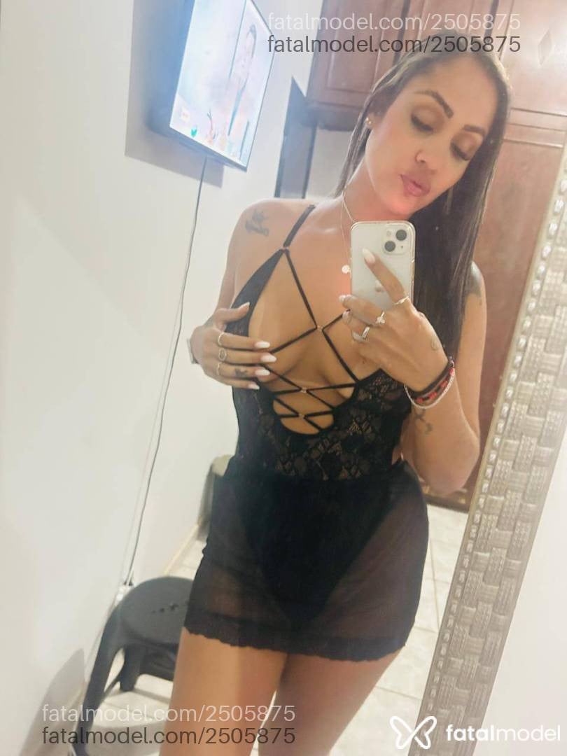 Acompanhante mulher com cabelo castanho de olhos castanhos - Isabela Sampaio