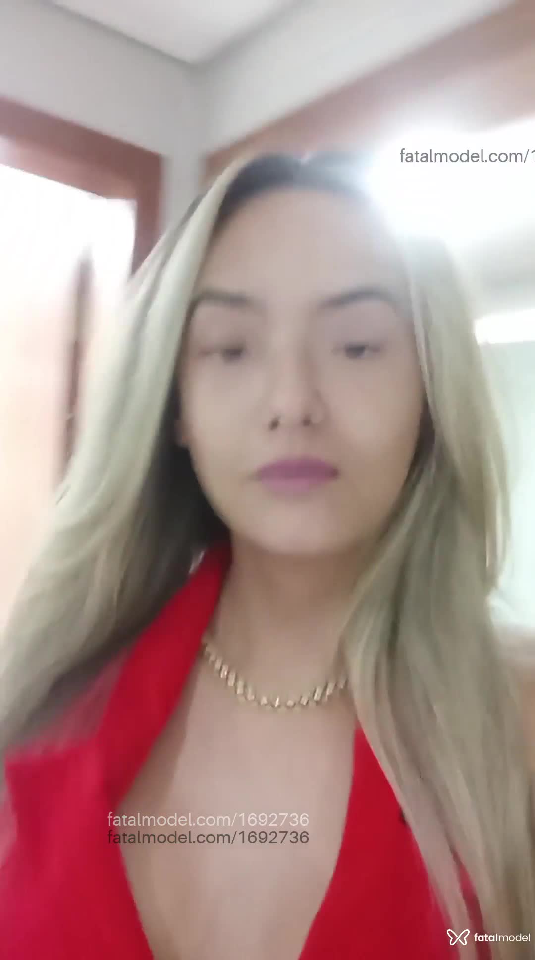 Acompanhante mulher trans loira (o) de olhos castanhos em Itabira - Larissa Fortes