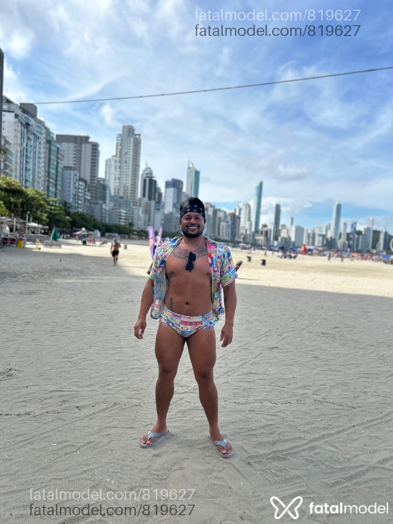 Acompanhante homem loira (o) de olhos castanhos em Juara Acompanhante homem loira (o) de olhos castanhos em Juara - Lucas Frontinelly