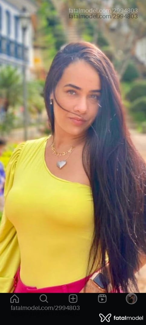 Acompanhante mulher morena (o) de olhos verdes em Pará de Minas Acompanhante mulher morena (o) de olhos verdes em Pará de Minas - Vitória