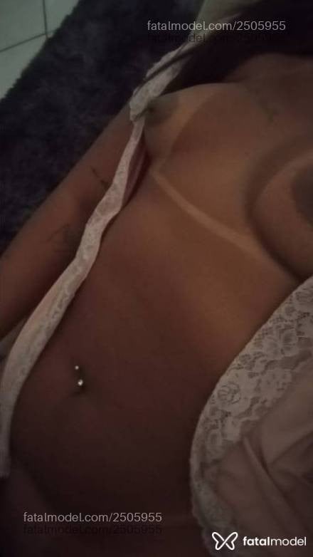 Acompanhante mulher morena (o) de olhos castanhos - Thalita