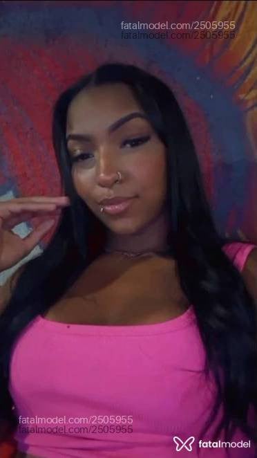 Acompanhante mulher morena (o) de olhos castanhos - Thalita