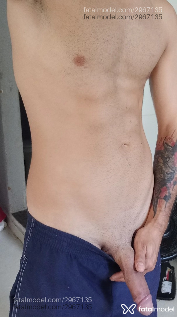 Acompanhante homem morena (o) de olhos castanhos em Rio de Janeiro - Richard