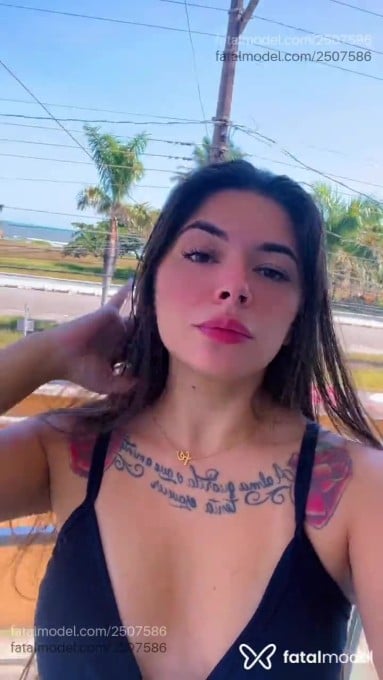 Acompanhante mulher com cabelo castanho de olhos mel em Piracicaba - Alice