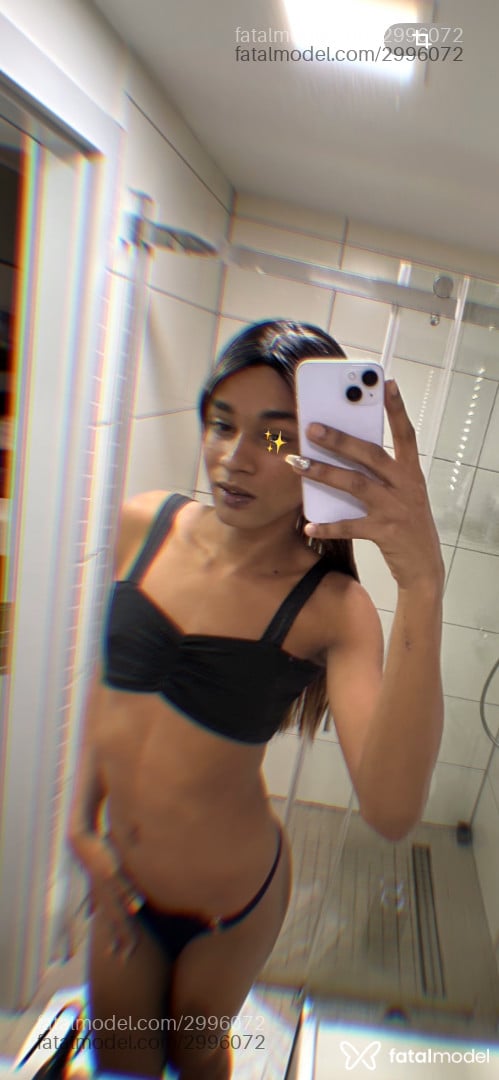 Acompanhante mulher trans com cabelo castanho de olhos pretos em Belford Roxo Acompanhante mulher trans com cabelo castanho de olhos pretos em Belford Roxo - Rayssa