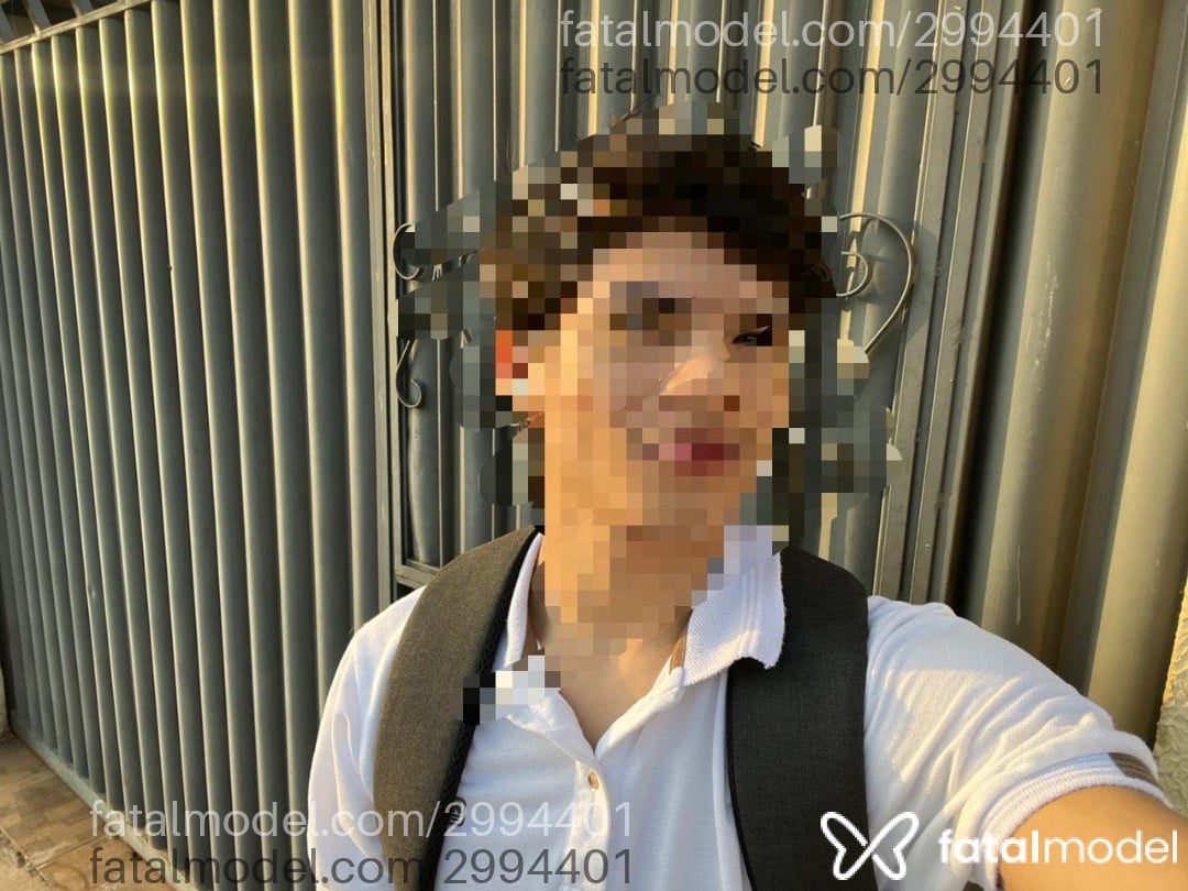 Acompanhante homem morena (o) de olhos pretos - Victor