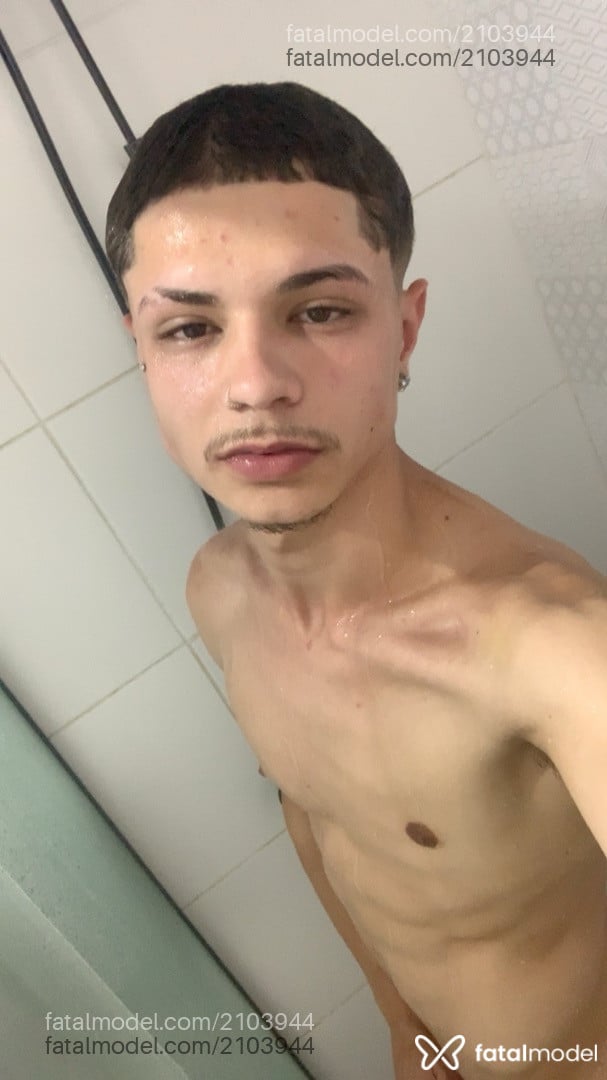 Acompanhante homem com cabelo castanho de olhos castanhos em Alvorada - Lkdrey