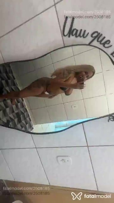 Acompanhante mulher loira (o) de olhos castanhos em Resende Acompanhante mulher loira (o) de olhos castanhos em Resende - Ana Clara