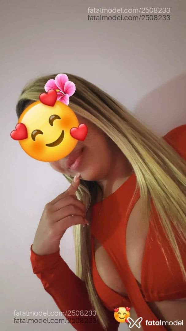 Acompanhante mulher loira (o) de olhos verdes - Mirella